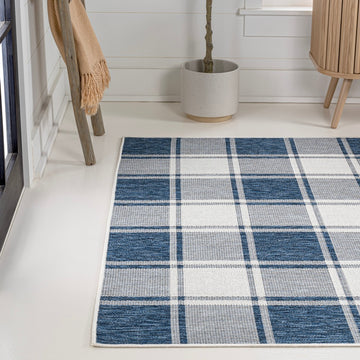 Sabine Traditional Farmhouse Bold Gingham Area Rug